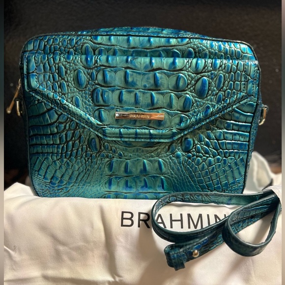 Brahmin Handbags - 💙💚LIKE NEW BRAHMIN PEACOCK SHEA MELBOURNE 💙💚
